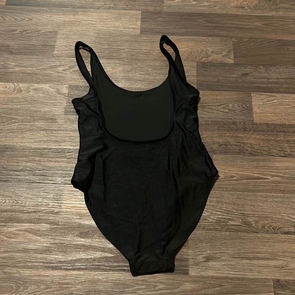 Babe swimsuit - Picture 2 of 3